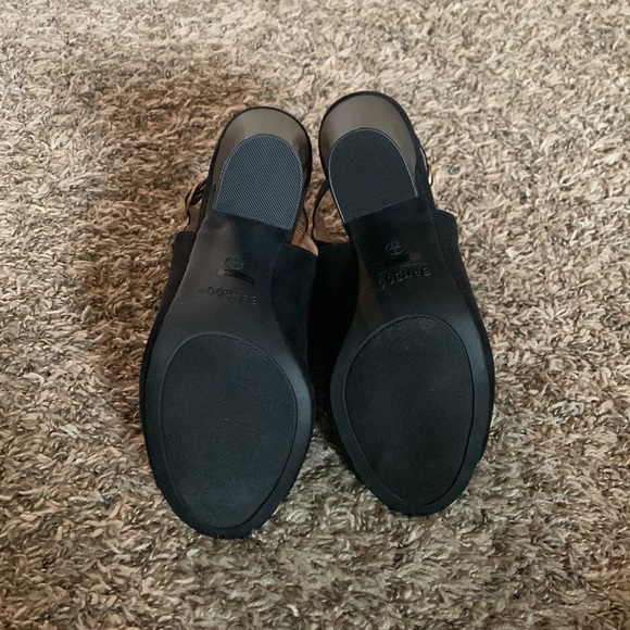 Bamboo heels - Picture 5 of 7